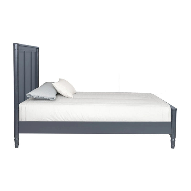 Lit classique moderne en bois massif
