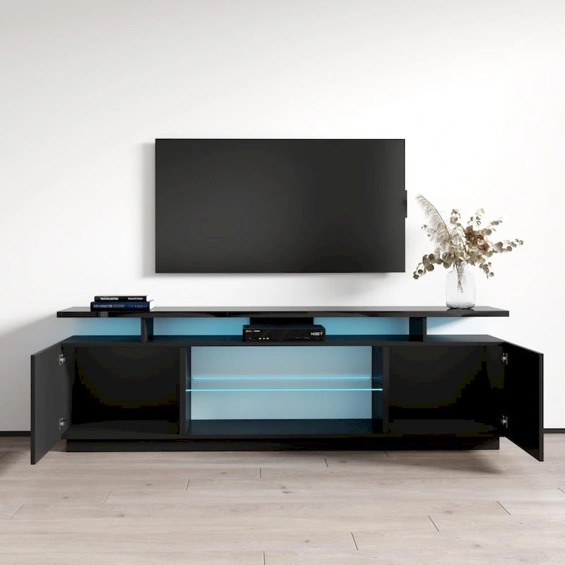 Ce meuble TV de 180 cm de style moderne