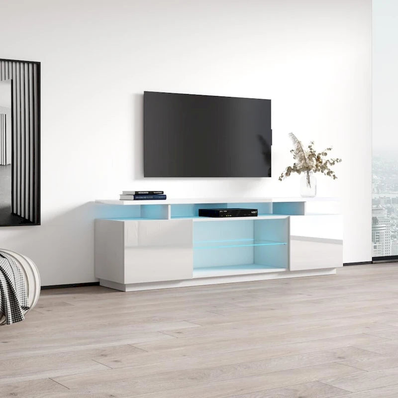 Ce meuble TV de 180 cm de style moderne