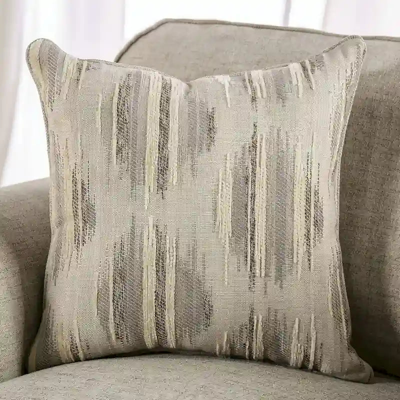 Ensemble de canapé deux places en tissu beige, style moderne et transitionnel