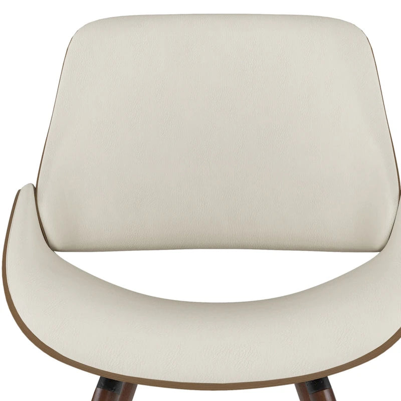 Cette chaise de salle à manger en similicuir courbé crème — 57,9 cm (P) x 53,1 cm (L) x 78,5 cm (H)