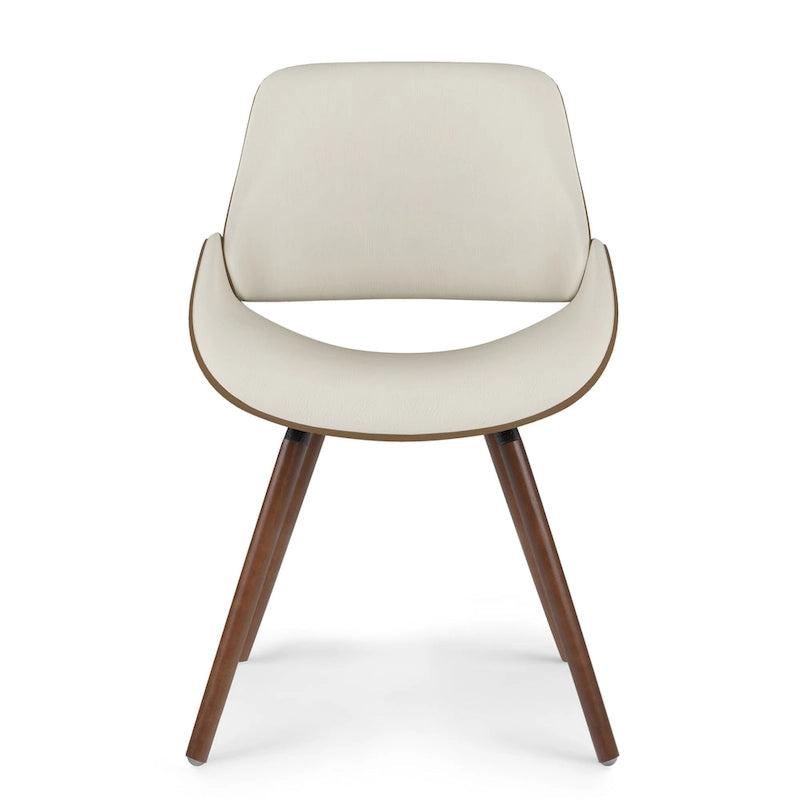 Cette chaise de salle à manger en similicuir courbé crème — 57,9 cm (P) x 53,1 cm (L) x 78,5 cm (H)